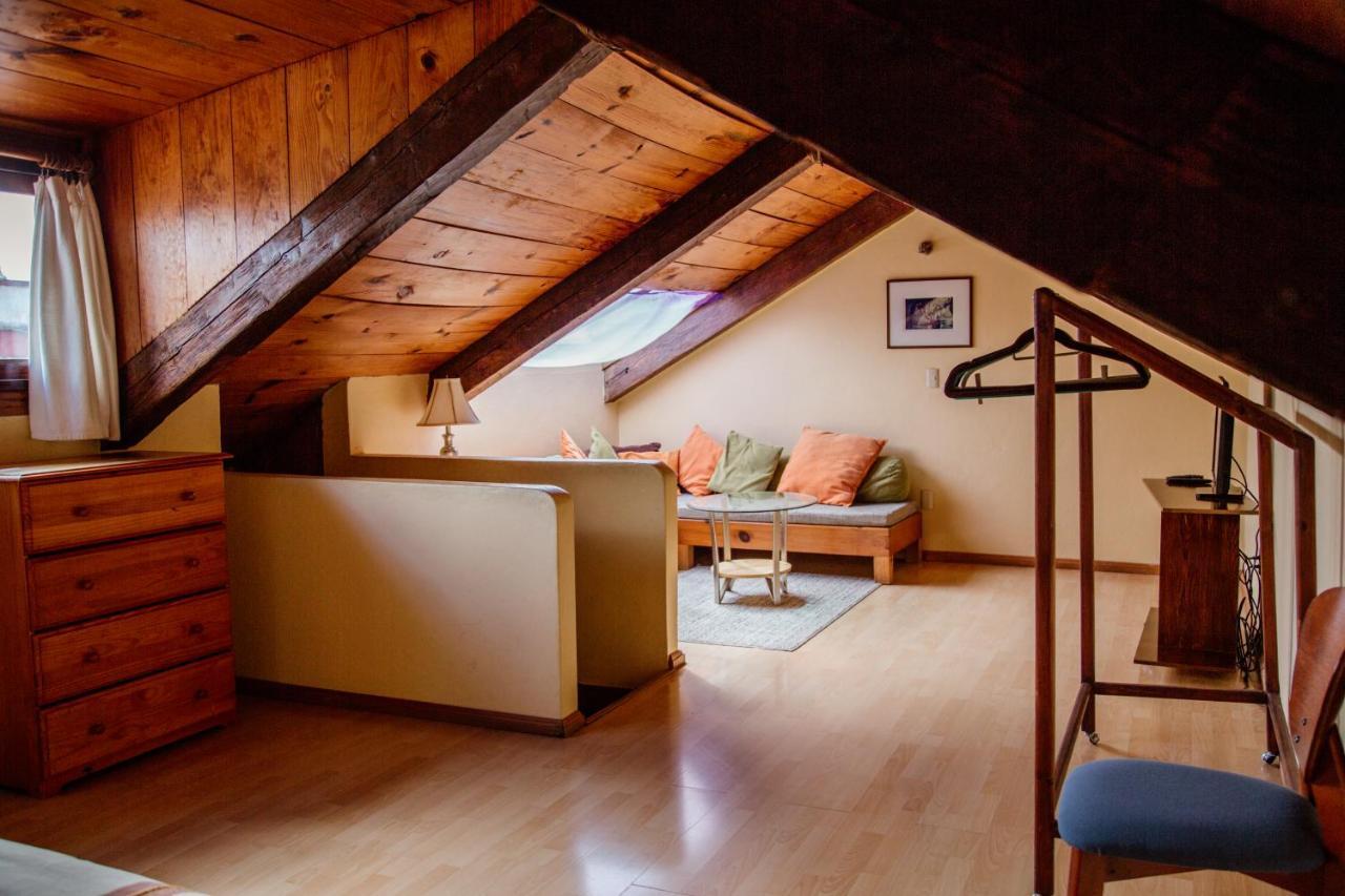 Отель Kukurutz Residencia Сан-Кристобаль-де-Ла-Касас Экстерьер фото