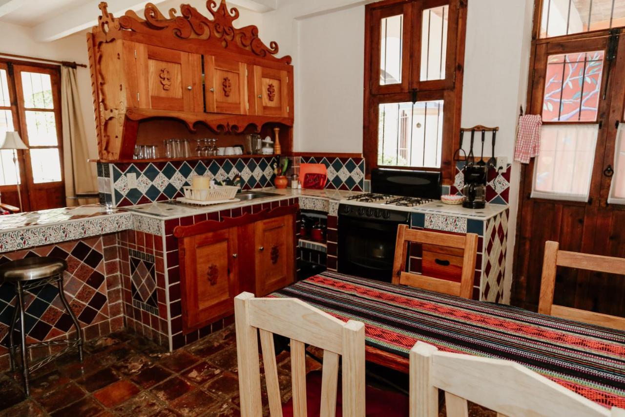 Отель Kukurutz Residencia Сан-Кристобаль-де-Ла-Касас Экстерьер фото