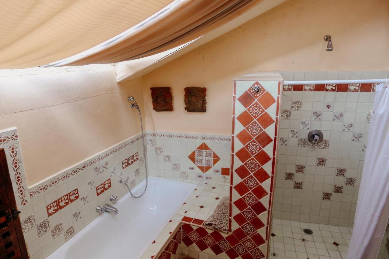 Отель Kukurutz Residencia Сан-Кристобаль-де-Ла-Касас Экстерьер фото
